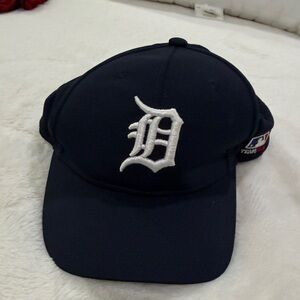 MLB Navy Blue Cap with White Logo